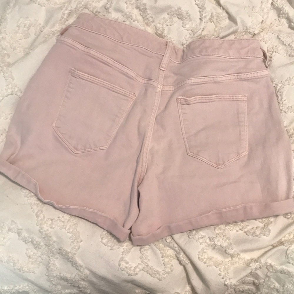 Universal Thread Shorts - Picture 2 of 2